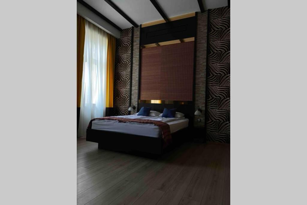 Safari Royal Apartment Oradea Extérieur photo